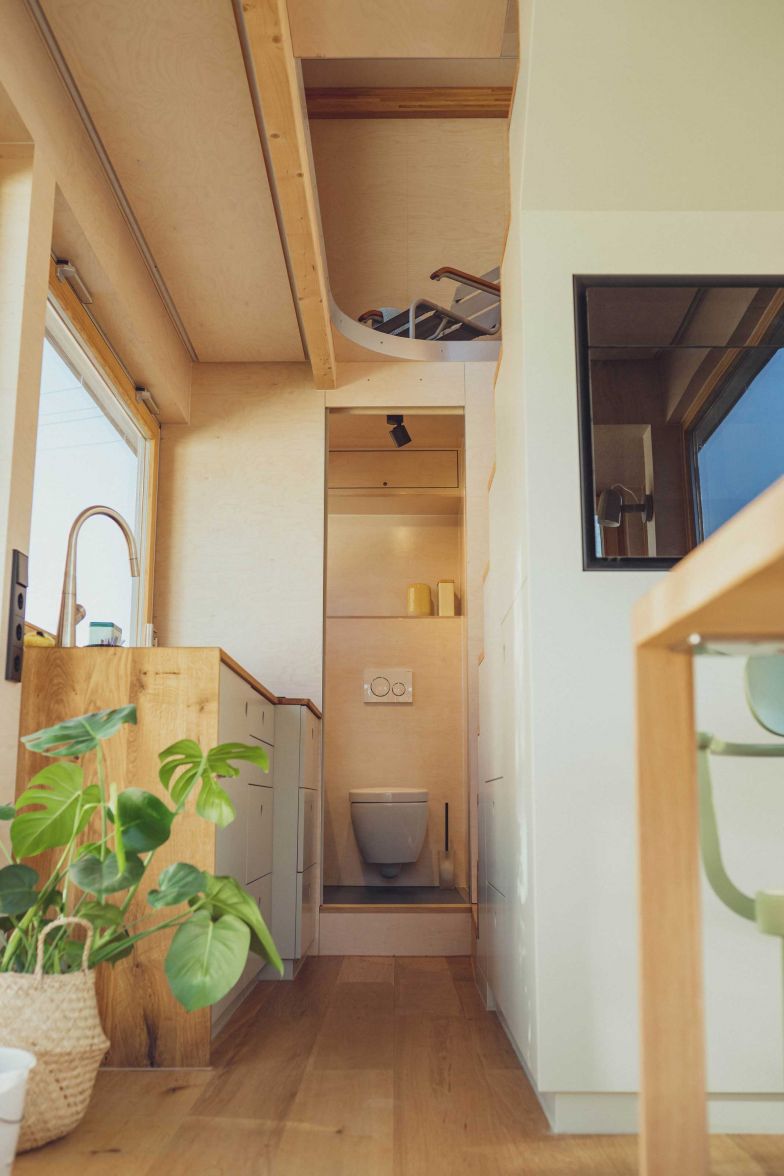 Das Bad bietet Komfort auf kleinstem Raum.