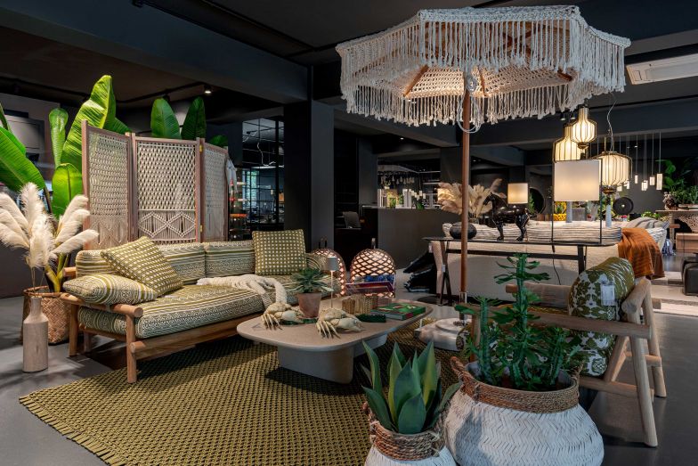 Die Outdoor-Möbel «Ayana» von B&B Italia steigern die Vorfreude auf die kommende Zeit im Freien.