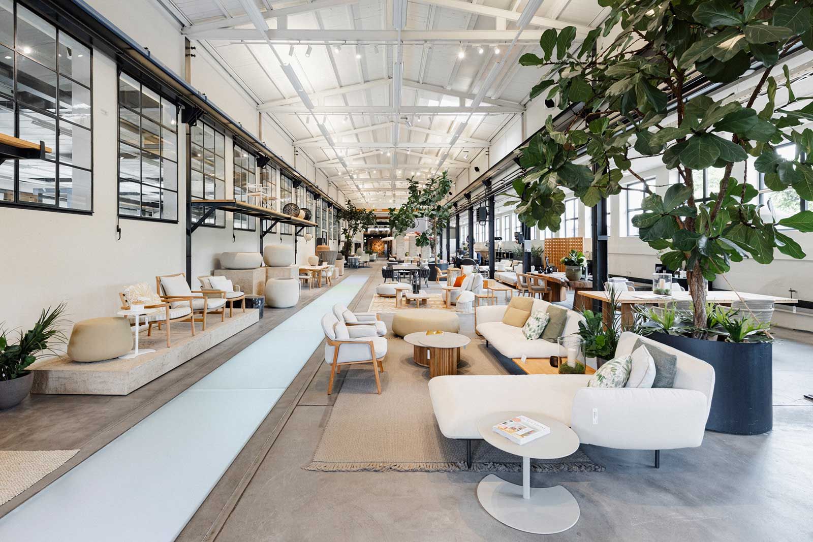 «FoRMS», vormals Hauser Design AG, lässt in den restaurierten Räumen einer ehemaligen Maschinenfabrik eine neue Vision entstehen.