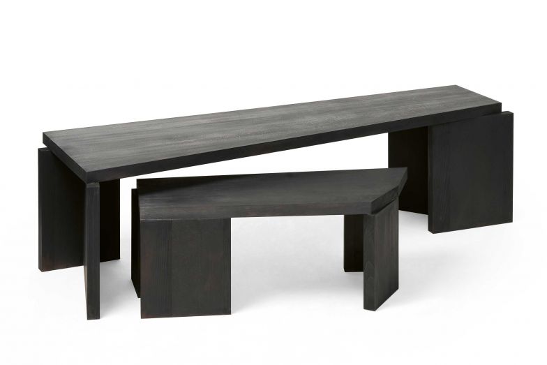 Nach seinem Master-Abschluss in Italien und der Arbeit in renommierten Architekturbüros in Griechenland und Deutschland gründete Emanuele Ferraro 2019 sein Münchner Designstudio. Seither konzentriert er sich auf die Gestaltung visuell fesselnder, intuitiver Designobjekte für den Wohnbereich. Foto: Fabian Frinzel. ATELIERFERRARO.COM