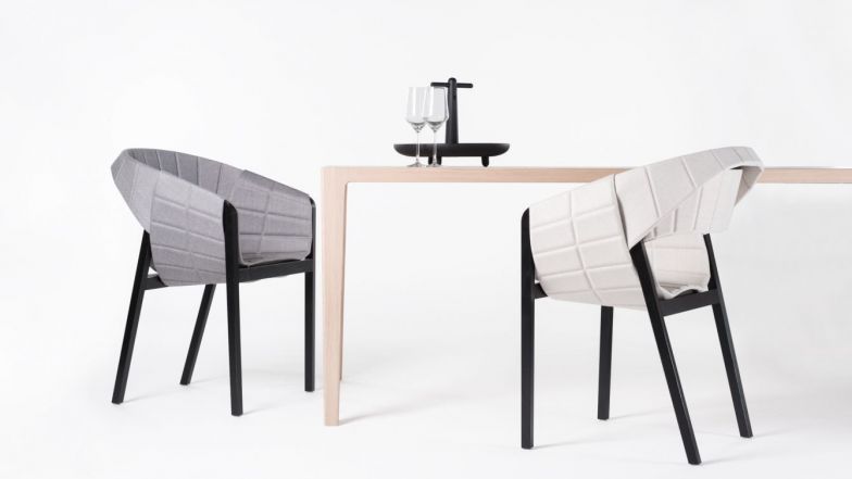 Der Entwurf für den Sessel aus der Linie «Wogg Roya» von Jörg Boner stammt aus dem Jahr 2007.