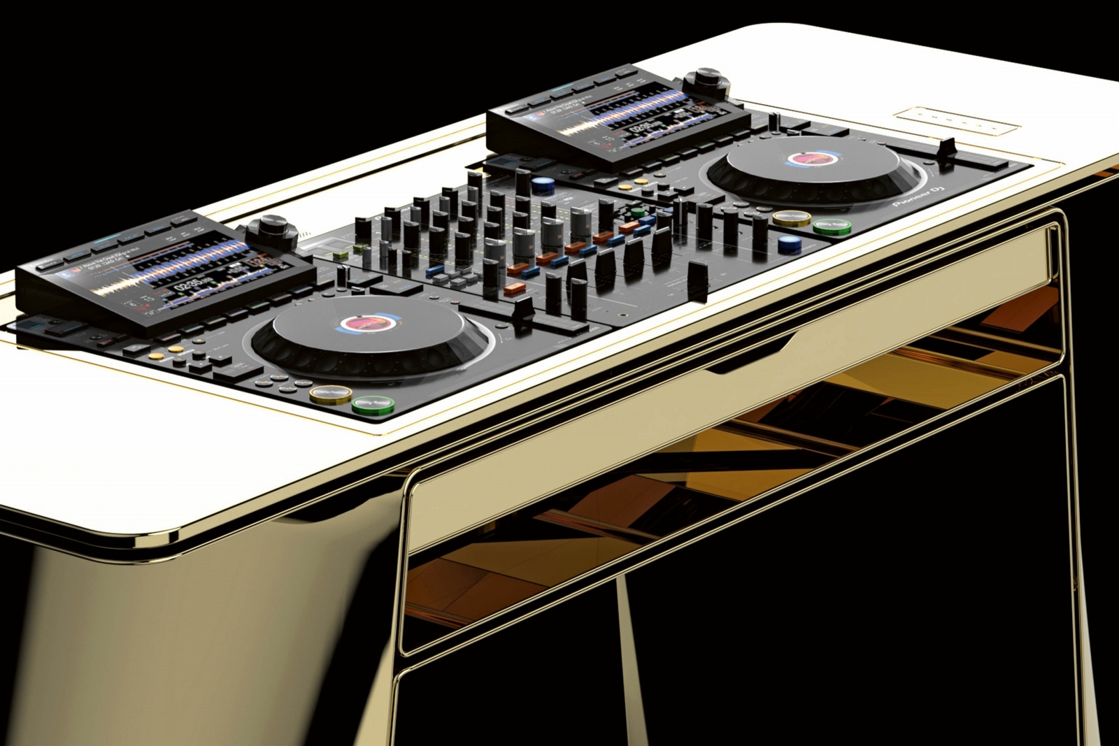 Dank seiner eleganten Formgebung fügt sich das individualisierbare DJ-Pult »MXTP» aus Aluminium harmonisch in jede Wohnumgebung, ohne deplatziert zu wirken. Hier in der Ausführung «Oro». Foto: Francesco Margutti.