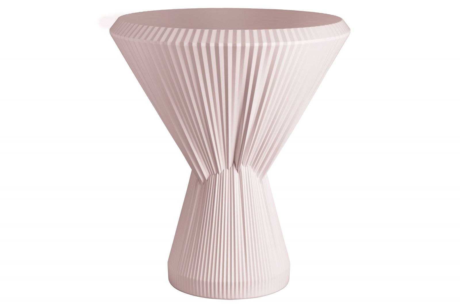 Die filigrane Formensprache lässt den Tisch sehr leicht erscheinen, er wiegt jedoch stattliche 14 Kilogramm.  