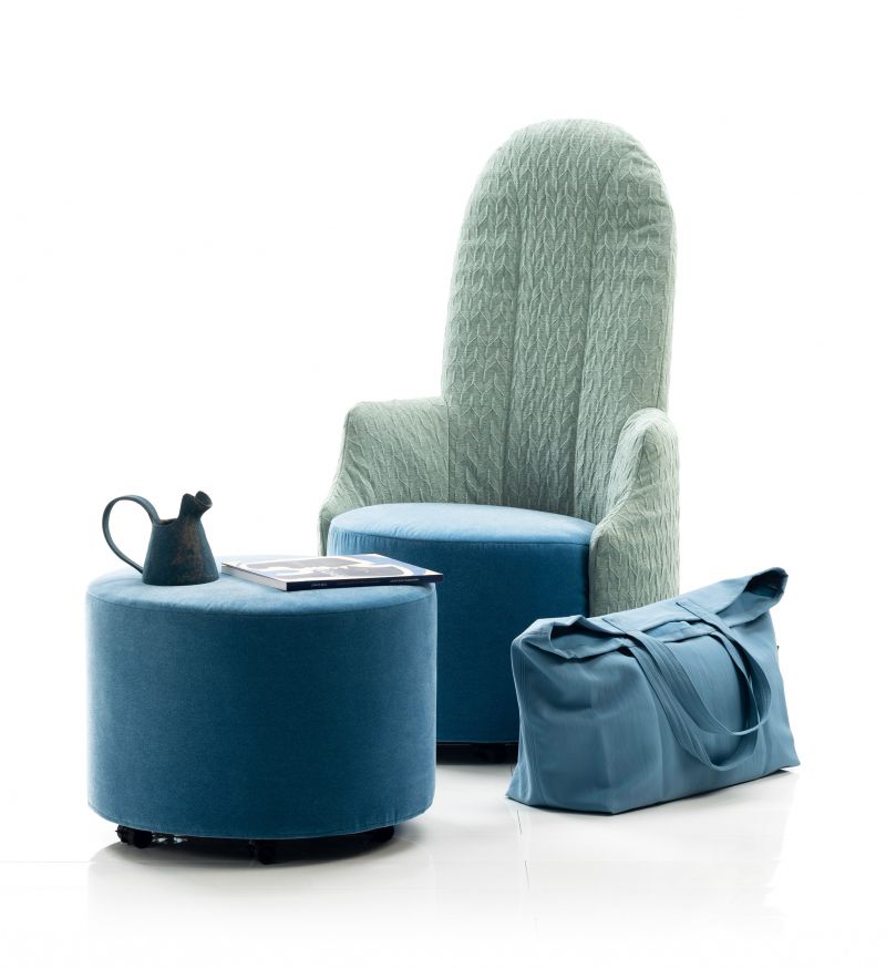 Der Sessel «Amandine» lässt mit seinem Design Anklänge von Empire- und Jugendstil aufblitzen.