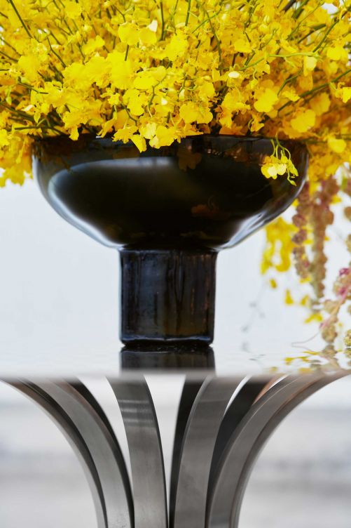 «Surrounding reflections» lautete der Titel ihrer Installation an der diesjährigen Design Miami/Basel. Und so spielen die Objekte allesamt mit der Dualität von dem, was man sieht und wie es erscheint. Foto: Benita Marcussen.