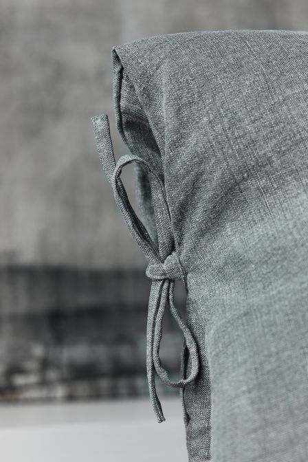 Unverwechselbar: Die «perfekte Schleife» von Nathalie, dem Urmodell aller Textilbetten. Inspiration für den Namen des Bettes «Nathalie» war eine Protagonistin aus dem Roman «Krieg und Frieden» von Tolstoi.