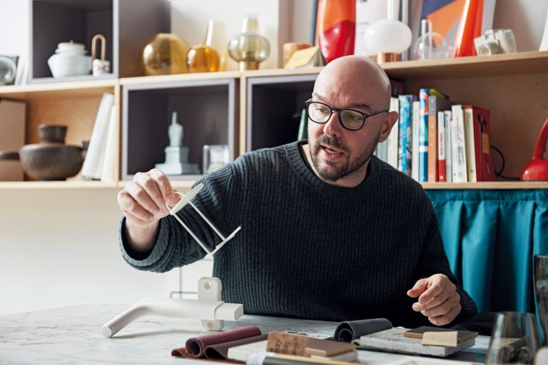Designer Luca Nichetto ist der Gründer von Nichetto Studio in Italien. Foto: James Stokes.