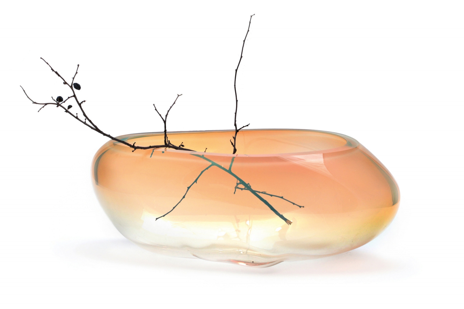 Vase der Schweizer Designerin Simone Lüling für Eloa.