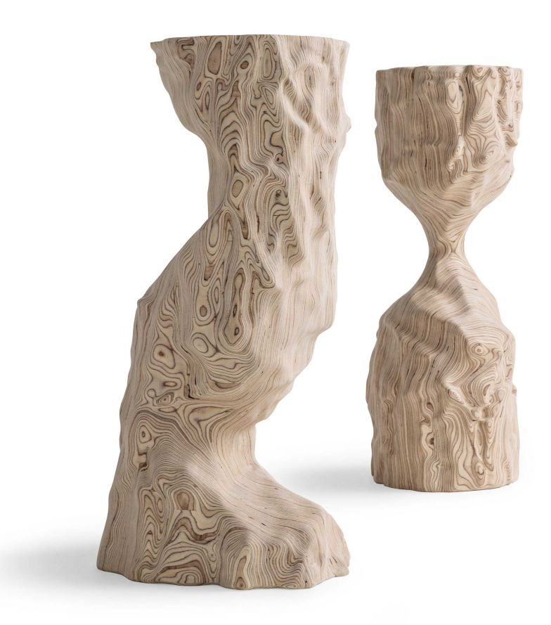 Manche der Objekte gleichen Steinen, andere sehen aus wie Holzstücke. Allen Arbeiten liegen 3D-Scans der Natur zugrunde. Foto: Alessandro Paderni.