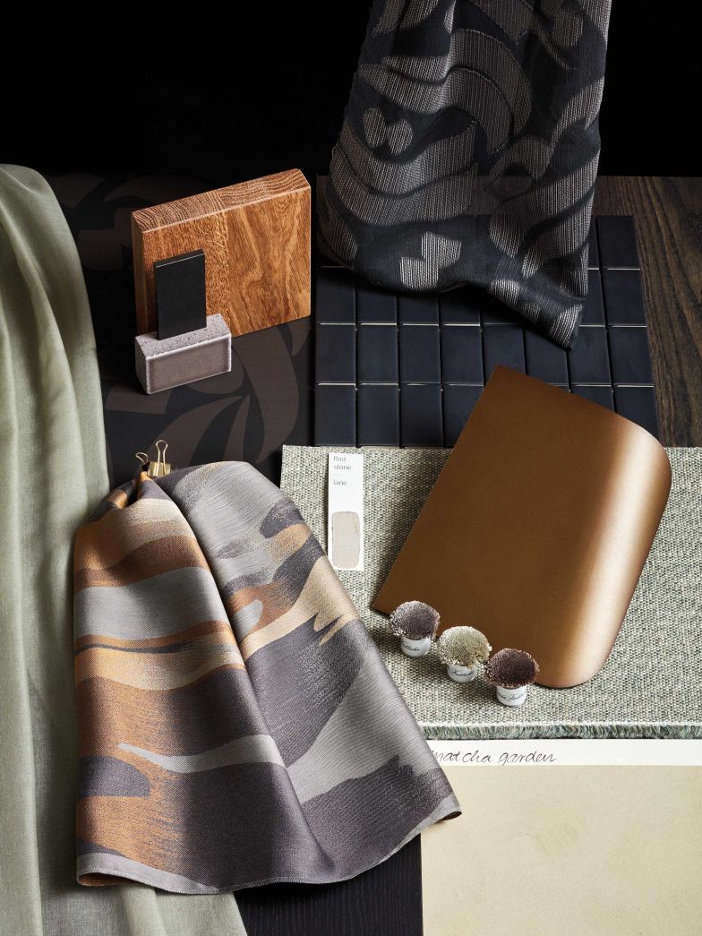 Jacquardgewebe, ein transparenter Voile mit Baumwolloptik, Bezugsstoffe aus Naturfaser oder Wollsatin – mit der hochwertigen Kollektion lassen sich ganze Räume ausstatten.