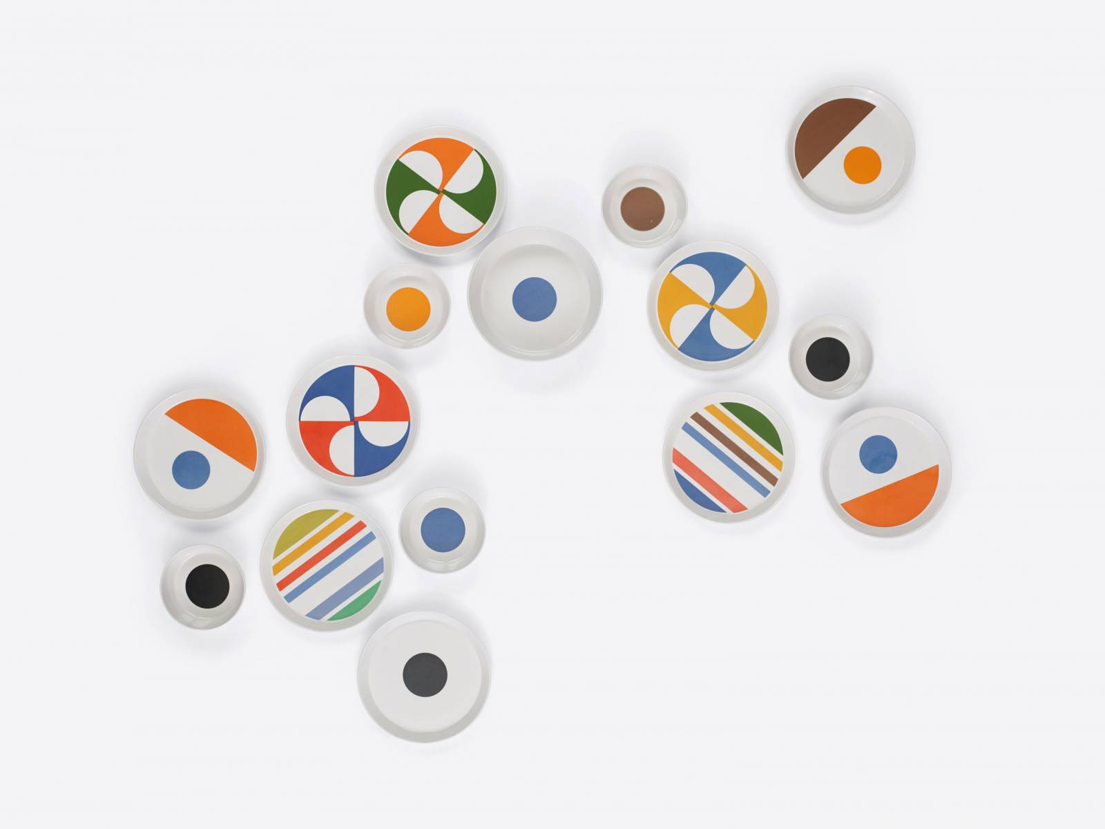 Mit dem Entwurf des Service für Franco Pozzi aus dem Jahr 1967 beweist Ponti Sinn für Farbe.