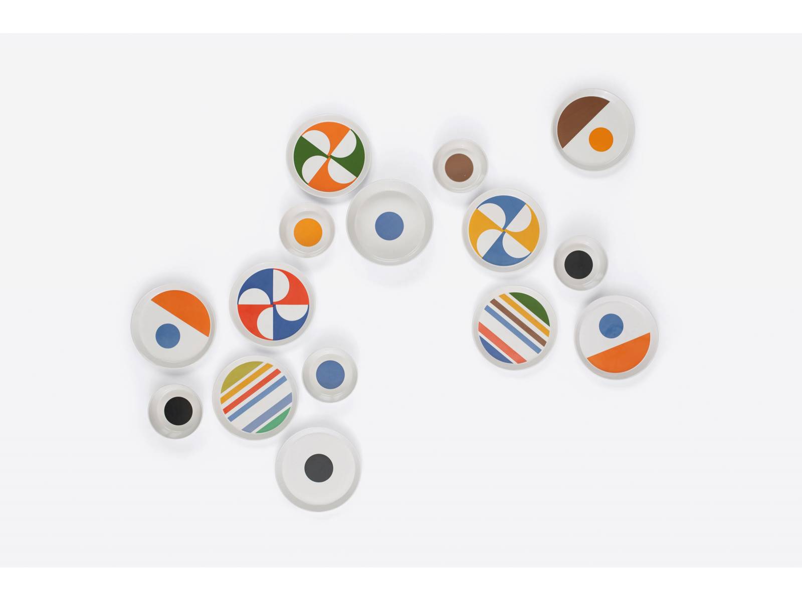 Mit dem Entwurf des Service für Franco Pozzi aus dem Jahr 1967 beweist Ponti Sinn für Farbe.