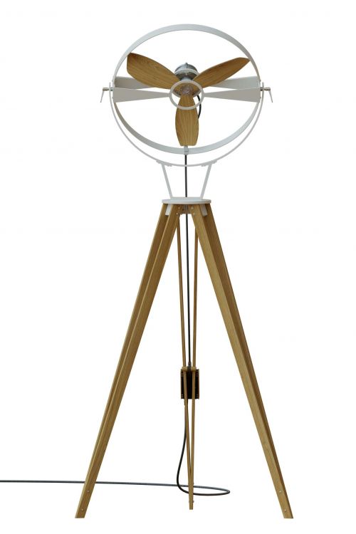 Eine kühle Morgenbrise aus der Steckdose gefällig? «Aura» hat nicht nur die Kraft des Windes, sondern kommt auch in edlem Design aus Eschenholz daher. Der Ventilator ist stolze 2.40 Meter hoch und sagt dicker Luft auch in grossen Räumen den Kampf an. Ttato