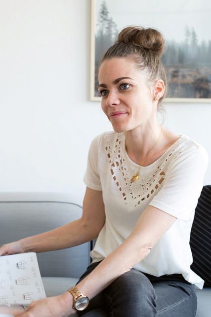 Nicole Niederberger weiss die einfachen Dinge zu schätzen und räumt ihnen im Showroom ihres Geschäfts «Niste» in Kriens den Raum ein, den sie brauchen. Nach dem Motto «creative simplicity» hat sie 2017 aus ihrem Onlineshop eine Boutique gemacht, in der sie Möbel verkauft, aber auch ganze Wohnkonzepte erstellt.