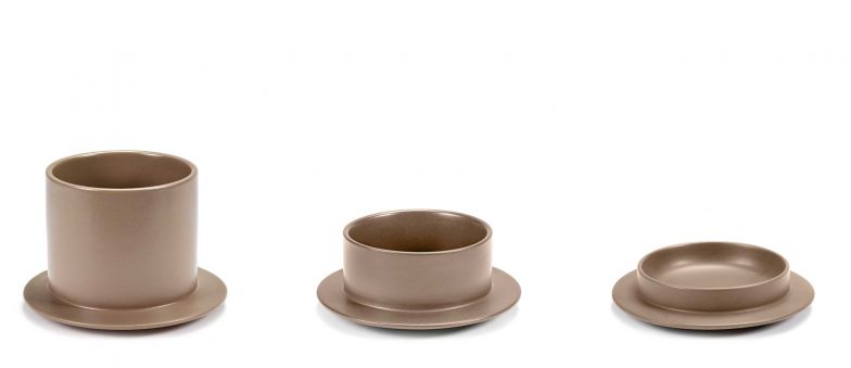 Service «dishes to dishes», Design: Glenn Sestig. VALERIE-OBJECTS.