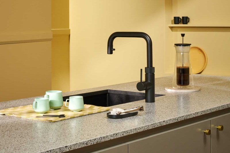 Unter den Teilnehmern des Public Voting wird eine Armatur von Quooker inklusive Montage im Wert von von 4000.– CHF verlost.