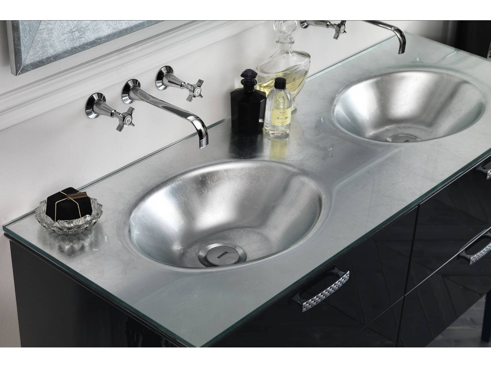 «Magnifica»: Badeinrichtungskollektion im Design des Architekten Gianni Pareschi. Scavolini.