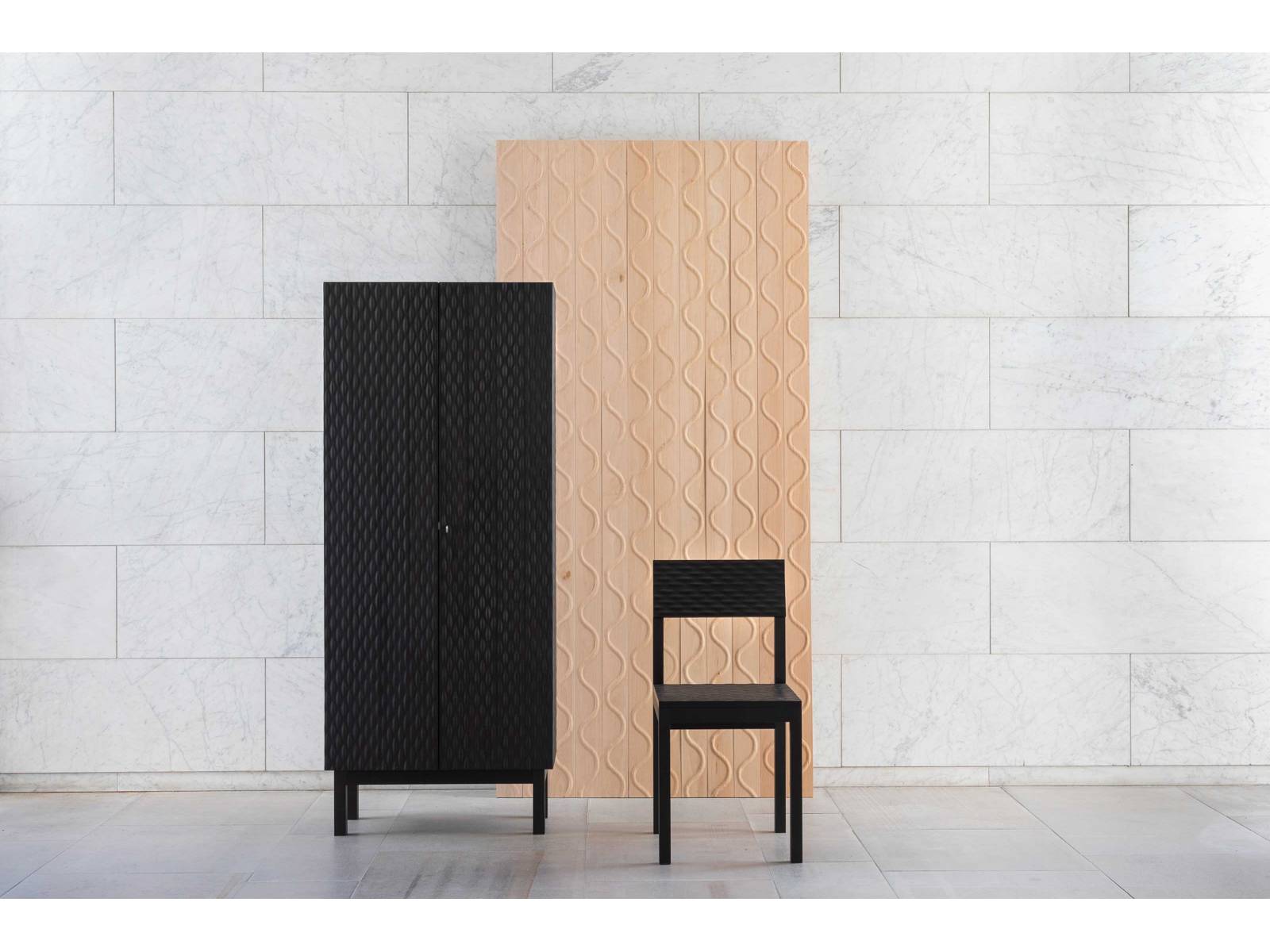 «Embossing wood» – eine neue Methode für Oberflächenstrukturierung von Holz. Design: Hemmo Honkonen.