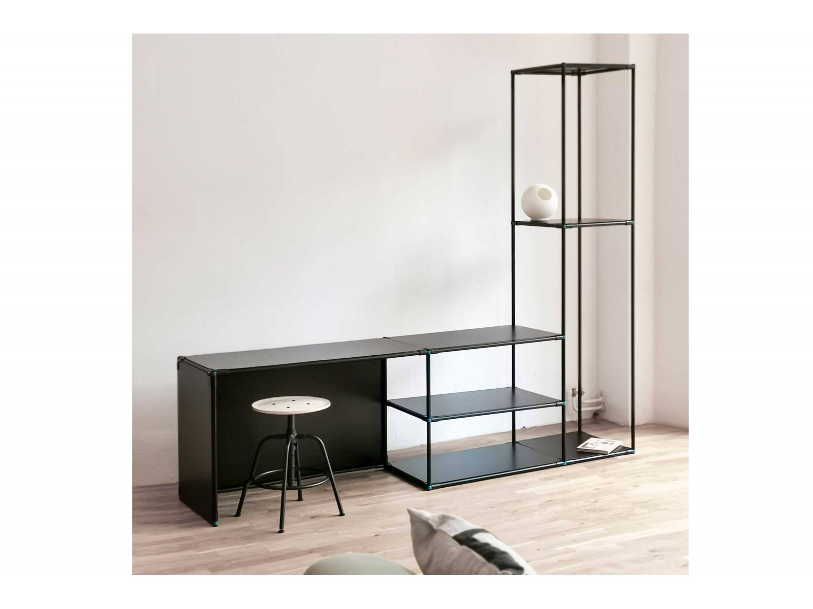 «Apio» – modulares, Knotenpunkt-basiertes Verbindungssystem für Möbel. Design: Felix Landwehr.