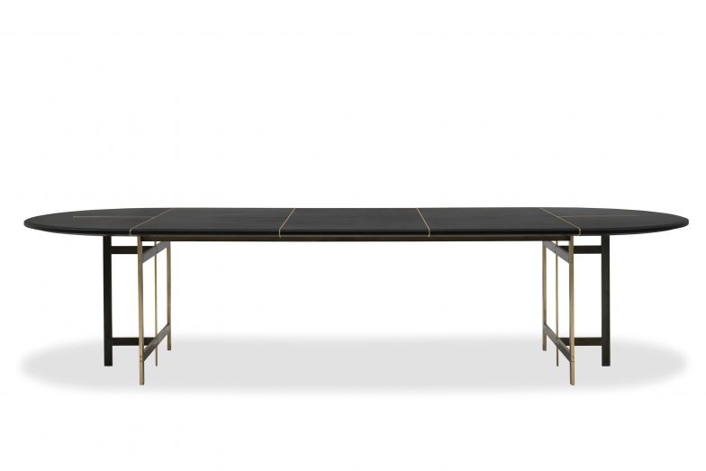 Designer Federico Peri steuerte den Tisch «River Congo» zur aktuellen Kollektion von Baxter bei. Das aussergewöhnliche Untergestell scheint die Tischplatte zu durchbrechen und optisch weiterzuführen. Baxter.