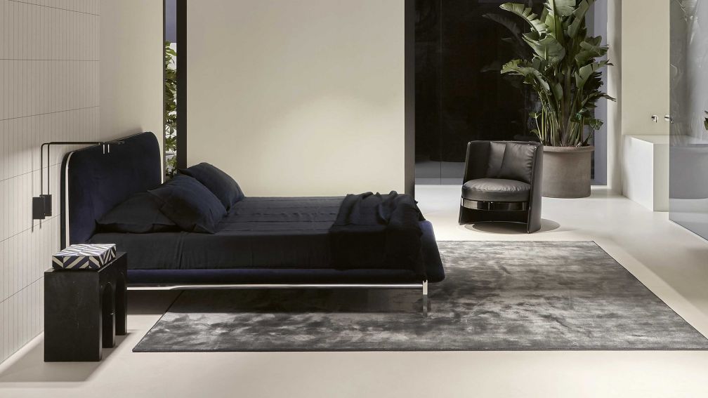 Im Schlafzimmer auf Tauchgang