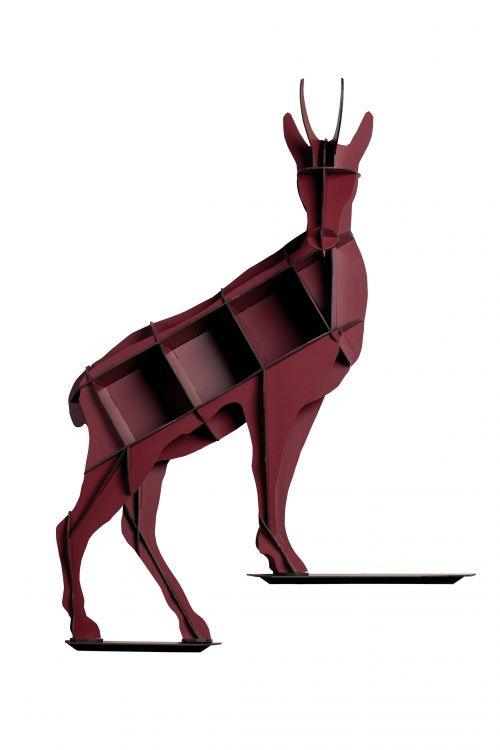 Ob als Ablagefläche oder Bücherregal – die Gämse «Horace» ist so oder so ein Eyecatcher und verleiht dem Entrée einen Touch Alpenchic. Die vielen offenen Fächer bieten Platz für die Dinge des täglichen Gebrauchs. Das Regal kann ganz einfach selber zusammengesteckt werden. Wer es noch tierischer mag – zur Familie gehören auch Steinböcke, Gänse, Bären, Strausse & Co. Ibride.