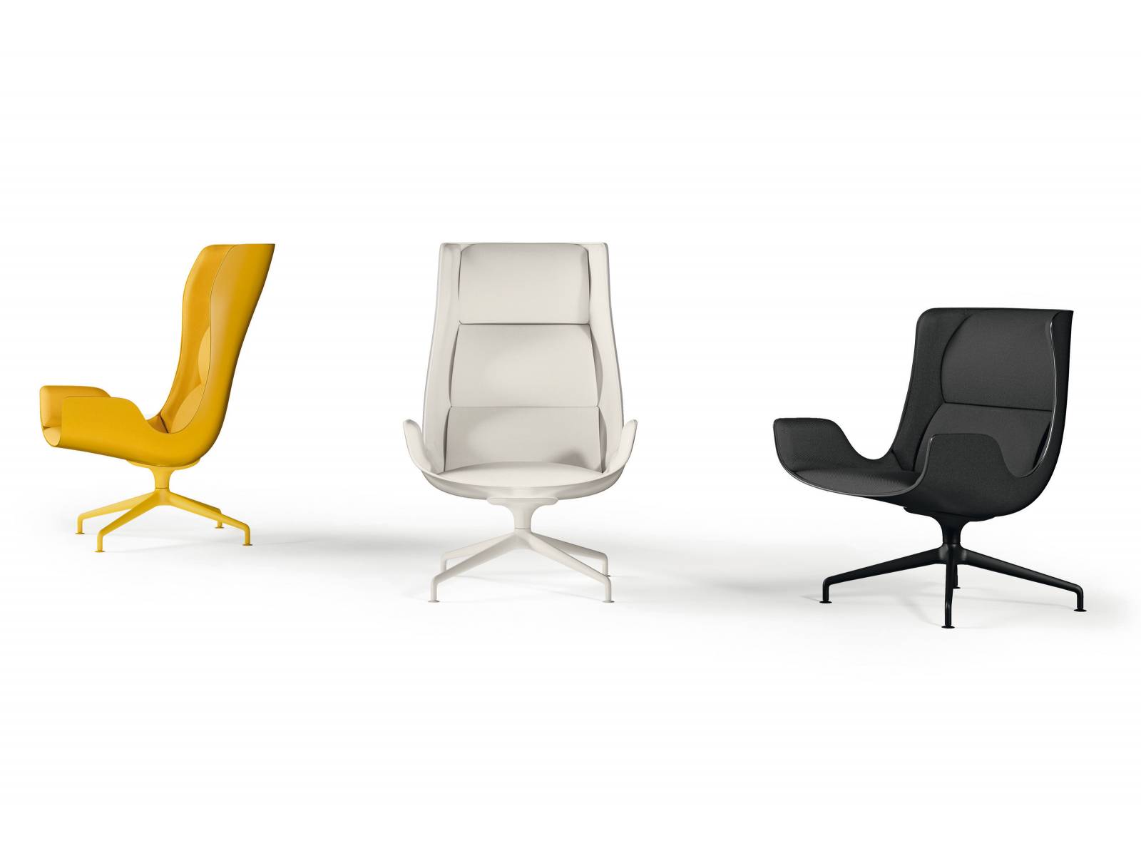 Die einladende Schale des bequemen Sessels «Aura» sorgt für privaten Raum, auch wenn es mal rundherum hektisch zu und her geht. Es gibt ihn in verschiedenen Ausführungen. Tecno.