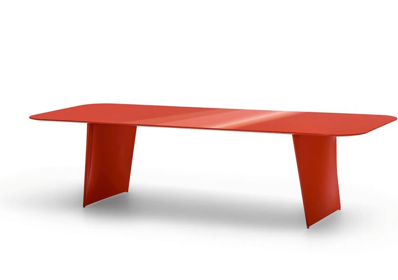 9. Platz: Tisch «Frank» von Robin Rizzini für Pedrali.