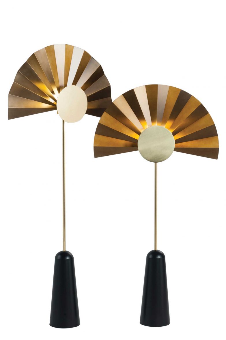 Echtes Goldstück: Stehleuchte «Negresco» von Pierre Dubois & Aimé Cécil, ROCHE-BOBOIS.COM