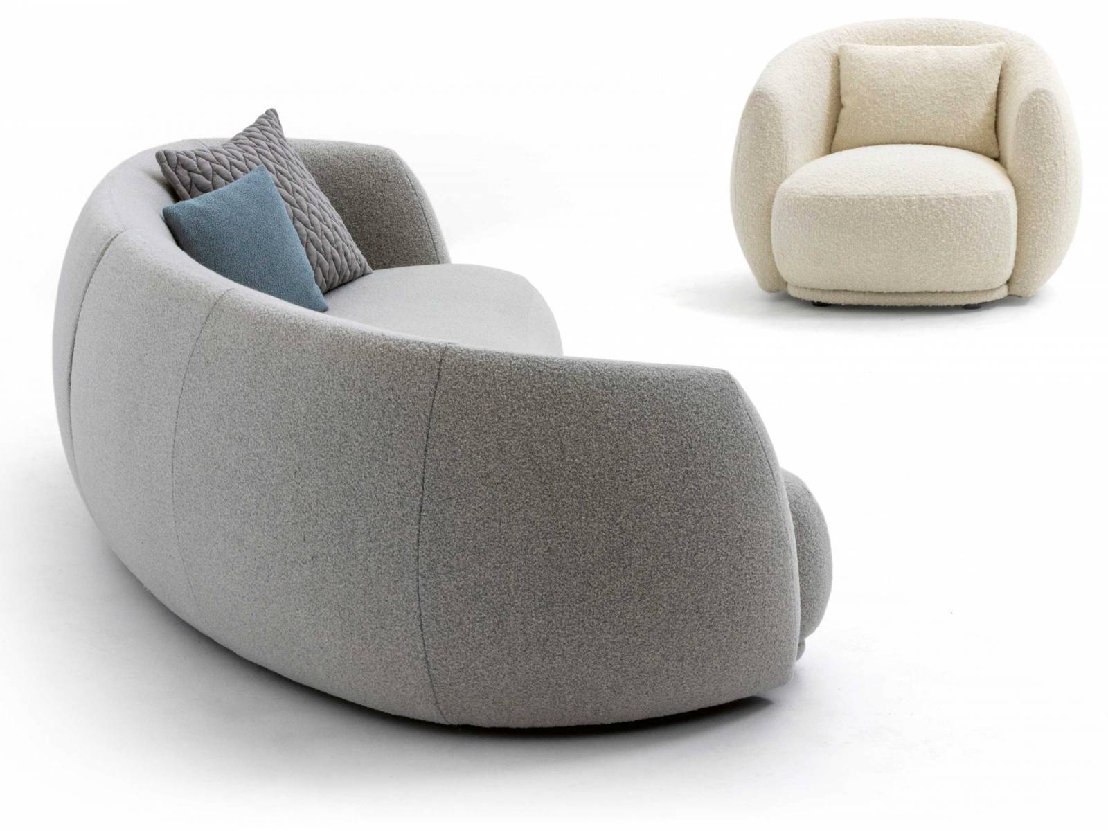 Die abgerundeten Formen der Kollektion «Pacific» sind eine Anspielung auf die entspannte Atmosphäre der amerikanischen Westküste, auf die sich auch der Name bezieht. Der weiche und geschwungene Look kommt beim Sofa besonders gut zur Geltung. Als Bezugsstoff stehen raffinierter Bouclé, weiche Wolle oder luxuriöser Samt zur Auswahl. Moroso.