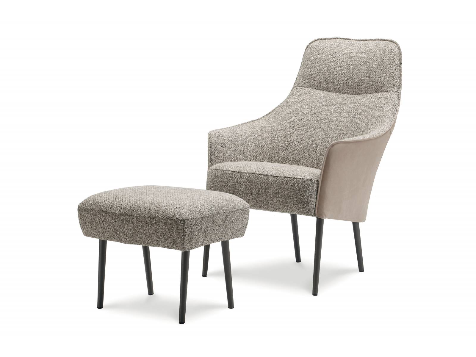 Sein kompaktes Schalendesign hat Sessel «Fuga» der Begeisterung seines Designers für Rennsport und Rahmenkonstruktionen zu verdanken. Die hüllenartige Form sorgt für Sitzkomfort, sei es mit hoher oder niedriger Rückenlehne, die grazilen Füsse veredeln das Gesamtbild des Einsitzers. Mit passender Fussbank. Design: Frans Schrofer. Jori.