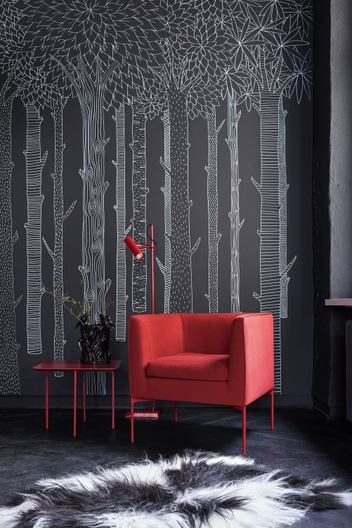 Schöne Beine verleihen Sessel und Sofa der Mell Lounge-Familie neue Eleganz: Verchromt oder farblich lackiert, geben sie sich mal auffällig, mal dezent und betonen doch immer die geometrische Linienführung der Loungemöbel. Design: Jehs+Laub. Cor.