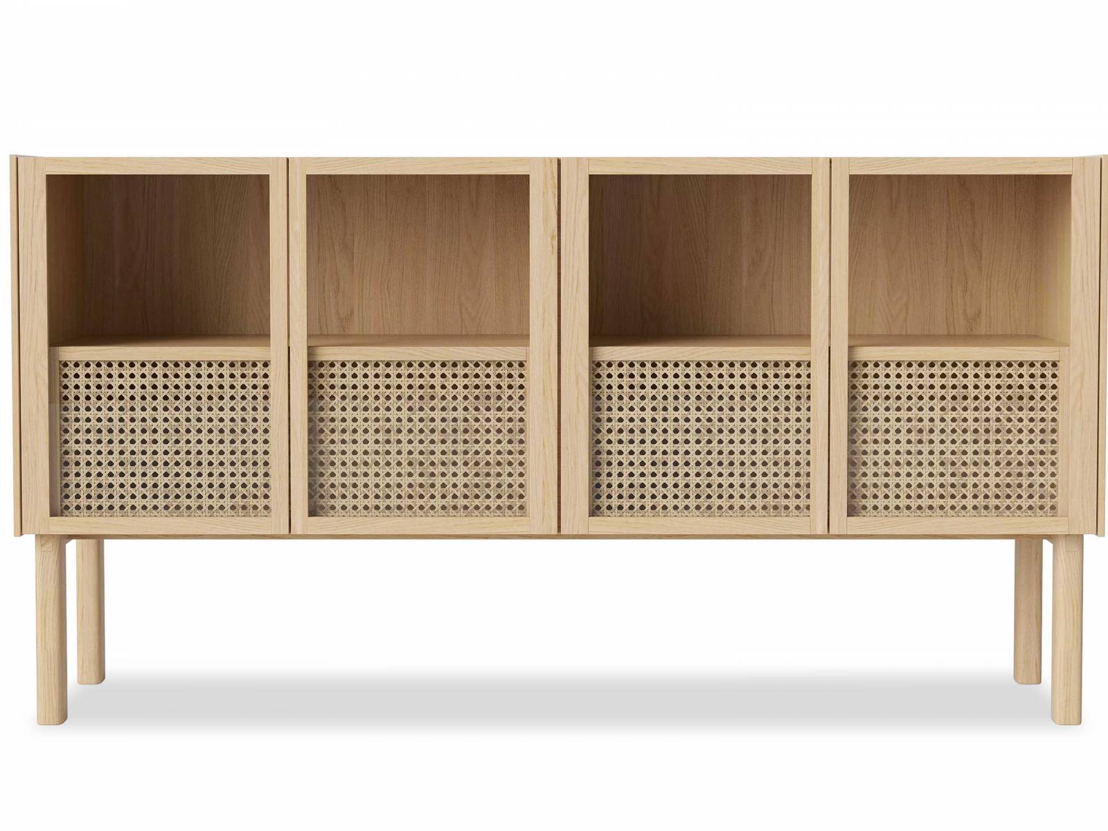 Es gibt sie, die Liebe auf den ersten Blick – wie bei der schlichten Cana-Serie, die mit ihren minimalistischen Linien und handgefertigten Details aus Naturmaterialien das Herz höherschlagen lässt. Gibt es in verschiedenen Ausführungen. Design: Stefensen & Würtz. Bolia.