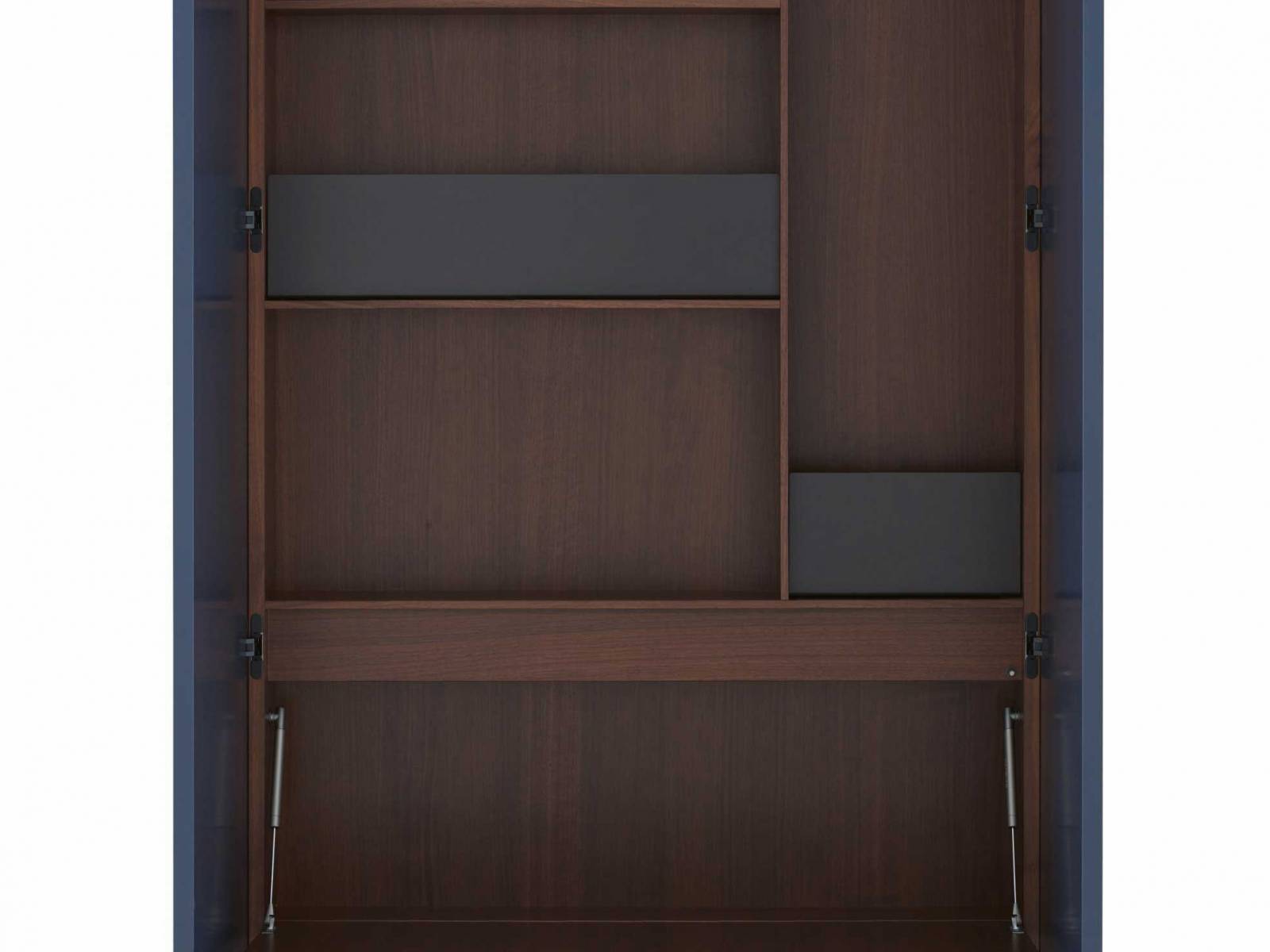 Benannt ist das Möbel nach dem französischen Romancier Stendhald, der sein Leben der Träumerei, dem Glück und der Liebe widmete. Es soll das Leben angenehm machen –dank Funktionalität, Langlebigkeit und nicht zuletzt dank schönem Design, genau wie das Sideboard von Lucidi Pevere. Ligne Roset.